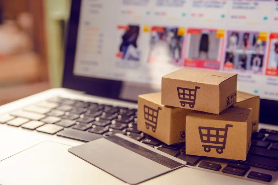 Omnichannel a multichannel – czym różnią się te dwie strategie sprzedażowe?